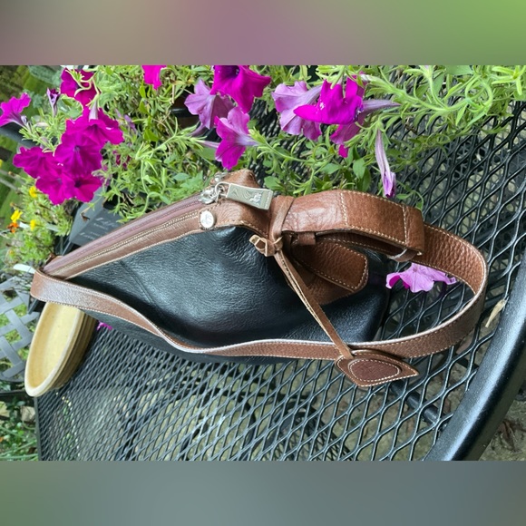 Petusco Made In Spain Black & Brown Gold Lining Genuine Leather Bag! - Picture 14 of 16